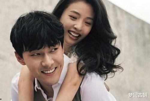 娱乐圈吃瓜去哪里看,揭秘吃瓜圣地，一网打尽热门八卦！