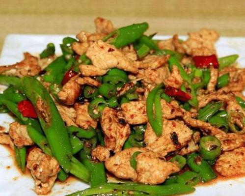 娱乐吃瓜酱辣椒炒肉视频,带你领略美食与娱乐的完美融合